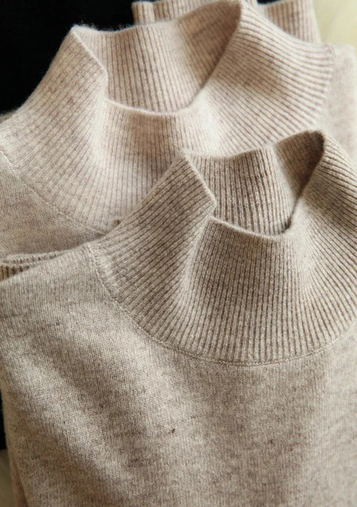 Ammy Turtleneck Pullover